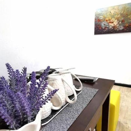 Oyo 89398 Doorbellz Hotell Kota Kinabalu Eksteriør bilde