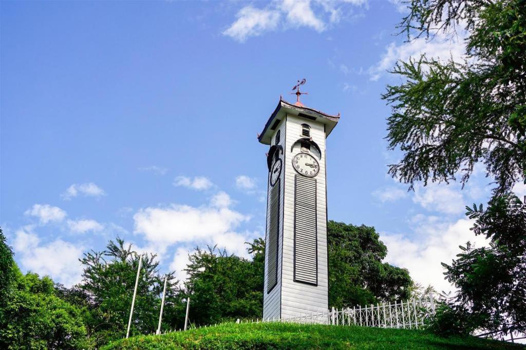 Oyo 89398 Doorbellz Hotell Kota Kinabalu Eksteriør bilde