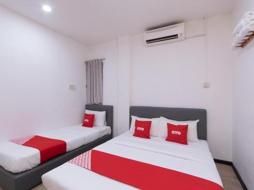 Oyo 89398 Doorbellz Hotell Kota Kinabalu Eksteriør bilde