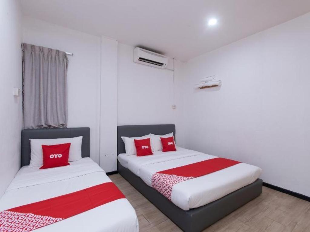 Oyo 89398 Doorbellz Hotell Kota Kinabalu Eksteriør bilde