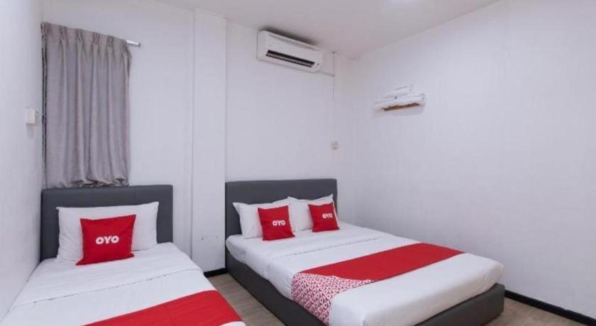 Oyo 89398 Doorbellz Hotell Kota Kinabalu Eksteriør bilde