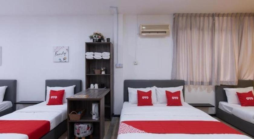Oyo 89398 Doorbellz Hotell Kota Kinabalu Eksteriør bilde