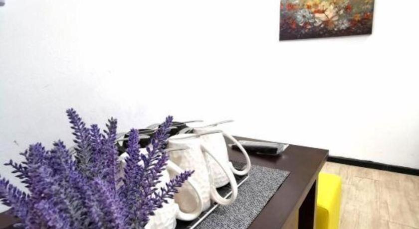 Oyo 89398 Doorbellz Hotell Kota Kinabalu Eksteriør bilde